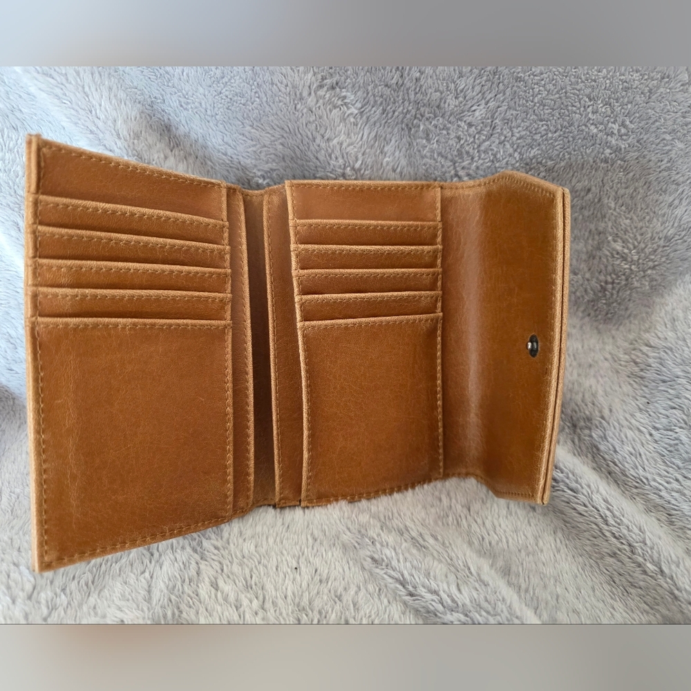 Matt & Nat Wallet - Picture 7 of 10